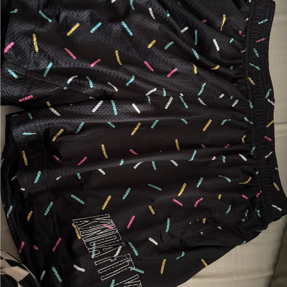 KINDA FIT KINDA FAT DONUT Black Shorts